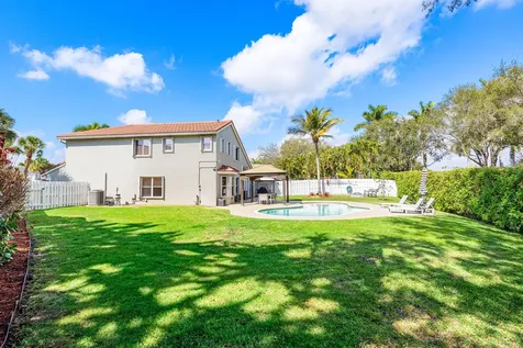 5077 Prairie Dunes Village Circle Lake Worth FL 33463
