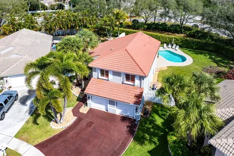5077 Prairie Dunes Village Circle Lake Worth FL 33463