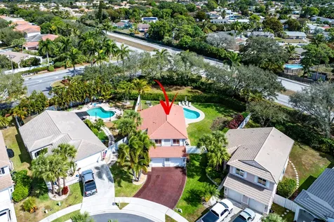 5077 Prairie Dunes Village Circle Lake Worth FL 33463