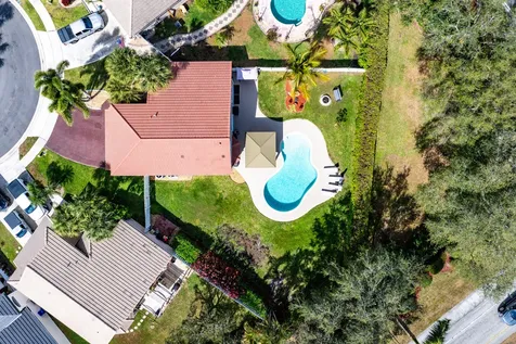 5077 Prairie Dunes Village Circle Lake Worth FL 33463