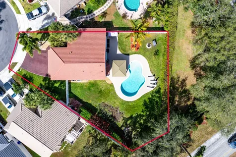 5077 Prairie Dunes Village Circle Lake Worth FL 33463