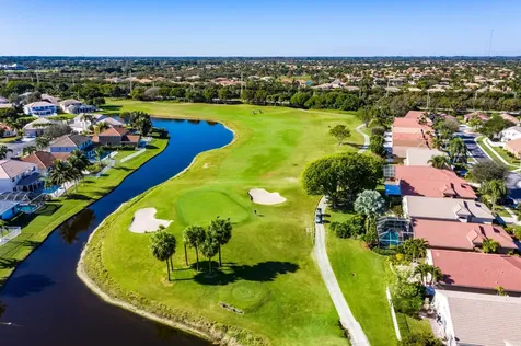 5077 Prairie Dunes Village Circle Lake Worth FL 33463