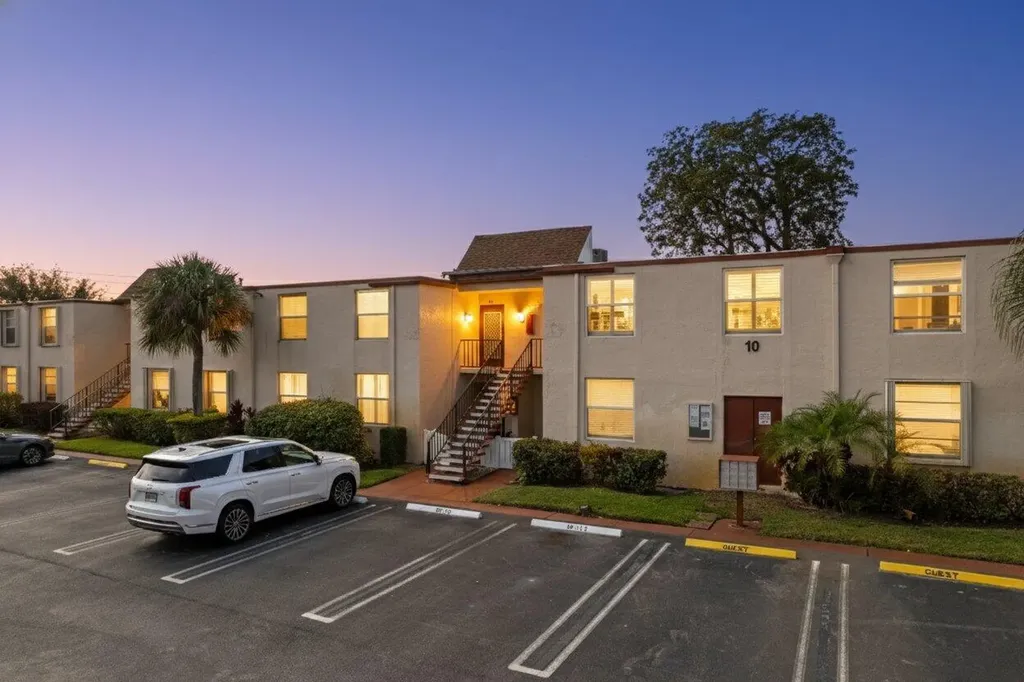 10 Willowbrook Lane Delray Beach FL 33446