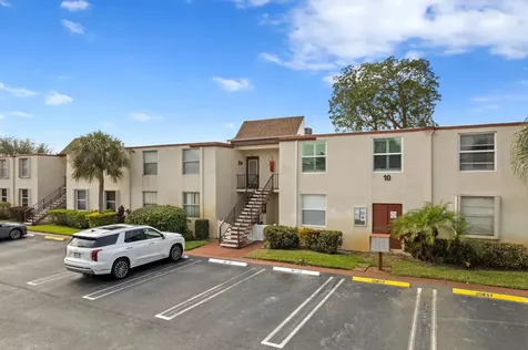 10 Willowbrook Lane Delray Beach FL 33446