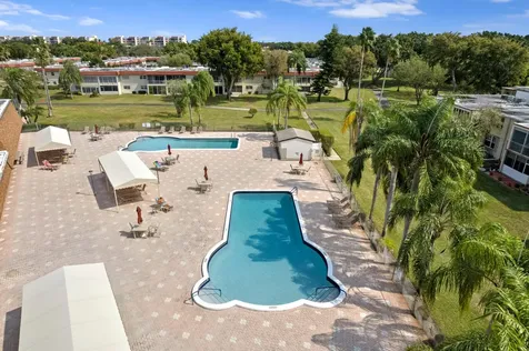 10 Willowbrook Lane Delray Beach FL 33446