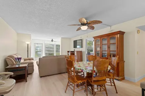 10 Willowbrook Lane Delray Beach FL 33446