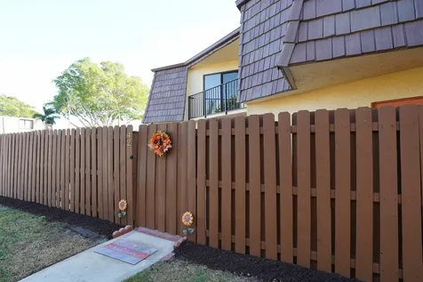 42 Springdale Circle Palm Springs FL 33461