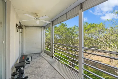 6461 Nw 2nd Avenue Boca Raton FL 33487