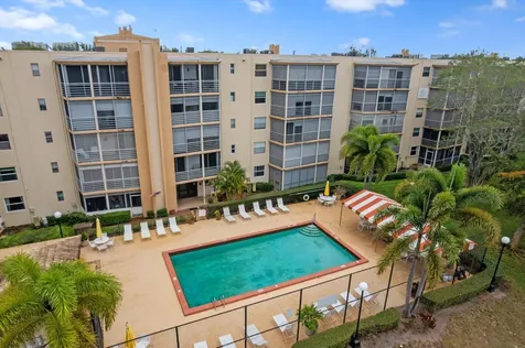6461 Nw 2nd Avenue Boca Raton FL 33487