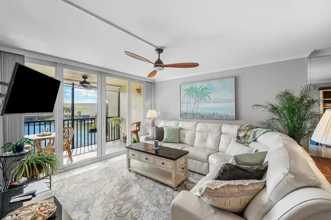 7 Royal Palm Way Boca Raton FL 33432