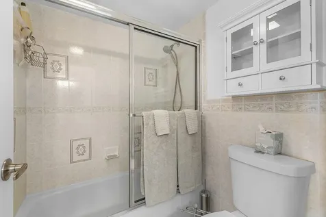7 Royal Palm Way Boca Raton FL 33432