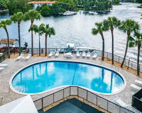 7 Royal Palm Way Boca Raton FL 33432