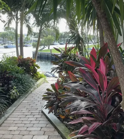 7 Royal Palm Way Boca Raton FL 33432