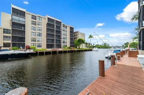 7 Royal Palm Way Boca Raton FL 33432