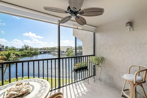 7 Royal Palm Way Boca Raton FL 33432