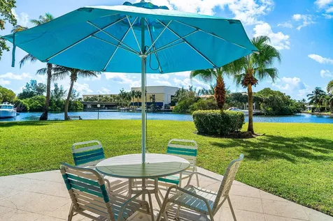 7 Royal Palm Way Boca Raton FL 33432