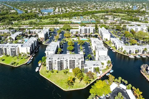 7 Royal Palm Way Boca Raton FL 33432