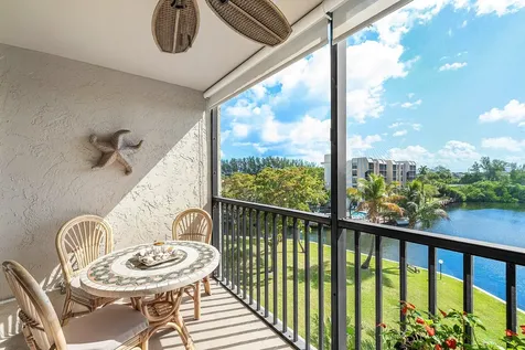 7 Royal Palm Way Boca Raton FL 33432