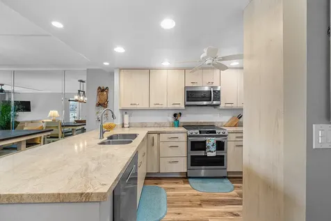 7 Royal Palm Way Boca Raton FL 33432