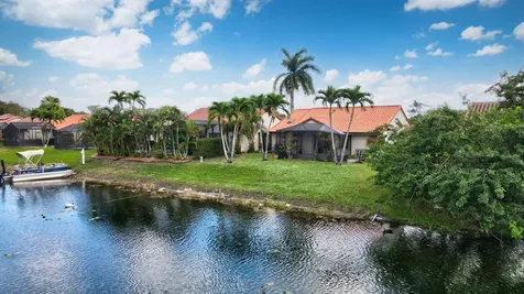 17 Columbia Court Deerfield Beach FL 33442