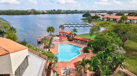 17 Columbia Court Deerfield Beach FL 33442