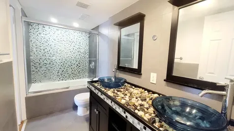 492 NW 165th Street Road Miami FL 33169