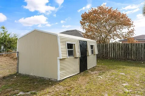 908 Landsdowne Drive Sebastian FL 32958