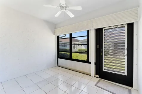 9860 Pecan Tree Drive Boynton Beach FL 33436
