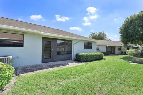 9860 Pecan Tree Drive Boynton Beach FL 33436