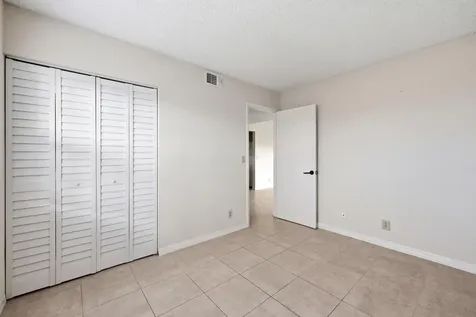 1502 SE Royal Green Circle Port Saint Lucie FL 34952