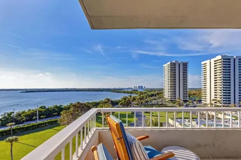 5510 N Ocean Drive Singer Island FL 33404
