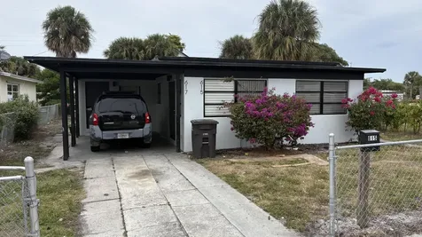 615 52nd Street West Palm Beach FL 33407