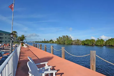 17 Colonial Club Drive Boynton Beach FL 33435