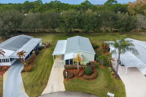 2800 Three Wood Drive Port Saint Lucie FL 34952