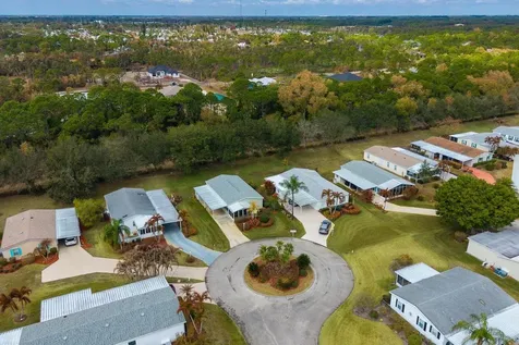 2800 Three Wood Drive Port Saint Lucie FL 34952