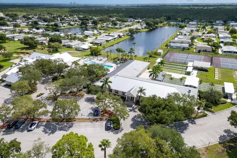 2800 Three Wood Drive Port Saint Lucie FL 34952
