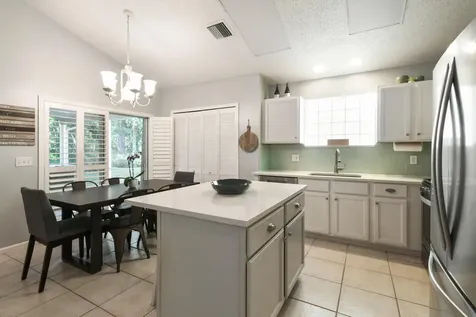409 Woodview Circle Palm Beach Gardens FL 33418