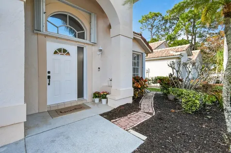 409 Woodview Circle Palm Beach Gardens FL 33418