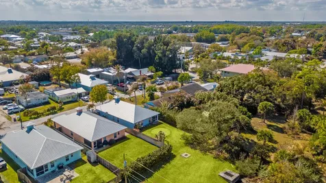 1091 Sw 30th Street Palm City FL 34990