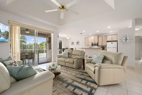 5291 Se Lost Lake Way Hobe Sound FL 33455
