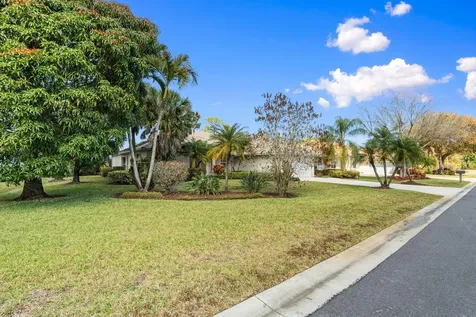 5291 Se Lost Lake Way Hobe Sound FL 33455