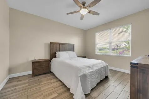 12127 Sw Jasper Lake Way Port Saint Lucie FL 34987