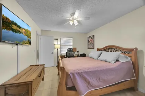 626 Sw Cynthia Street Port Saint Lucie FL 34983