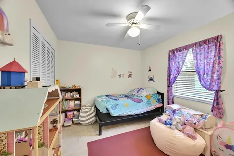 626 Sw Cynthia Street Port Saint Lucie FL 34983