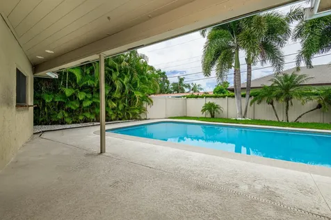 330 NE 26th Street Boca Raton FL 33431