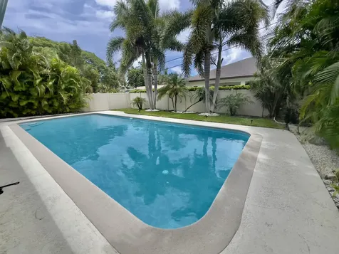 330 NE 26th Street Boca Raton FL 33431
