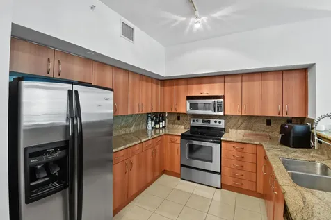 250 Ne 3rd Avenue Delray Beach FL 33444