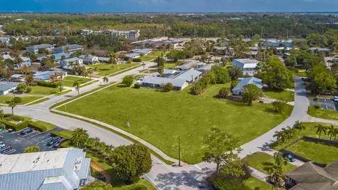 933 & 943 NW Spruce Ridge Drive Stuart FL 34994