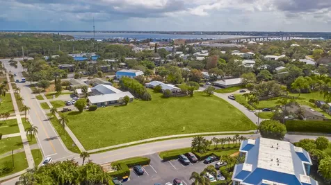 933 & 943 NW Spruce Ridge Drive Stuart FL 34994
