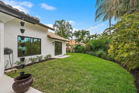 6 Indigo Terrace Lake Worth Beach FL 33460